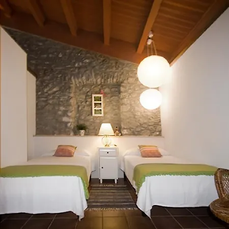 Pol Apartment *