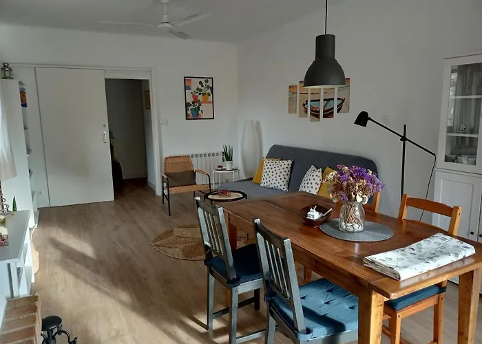 Apartment Pol *